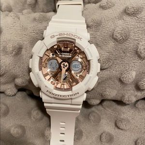 White and rose gold women’s G Shock watch